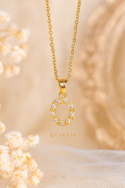 QUINTAS Zirconia Letter Initial Necklace