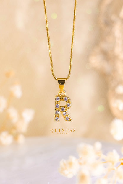 QUINTAS Zirconia Letter Initial Necklace