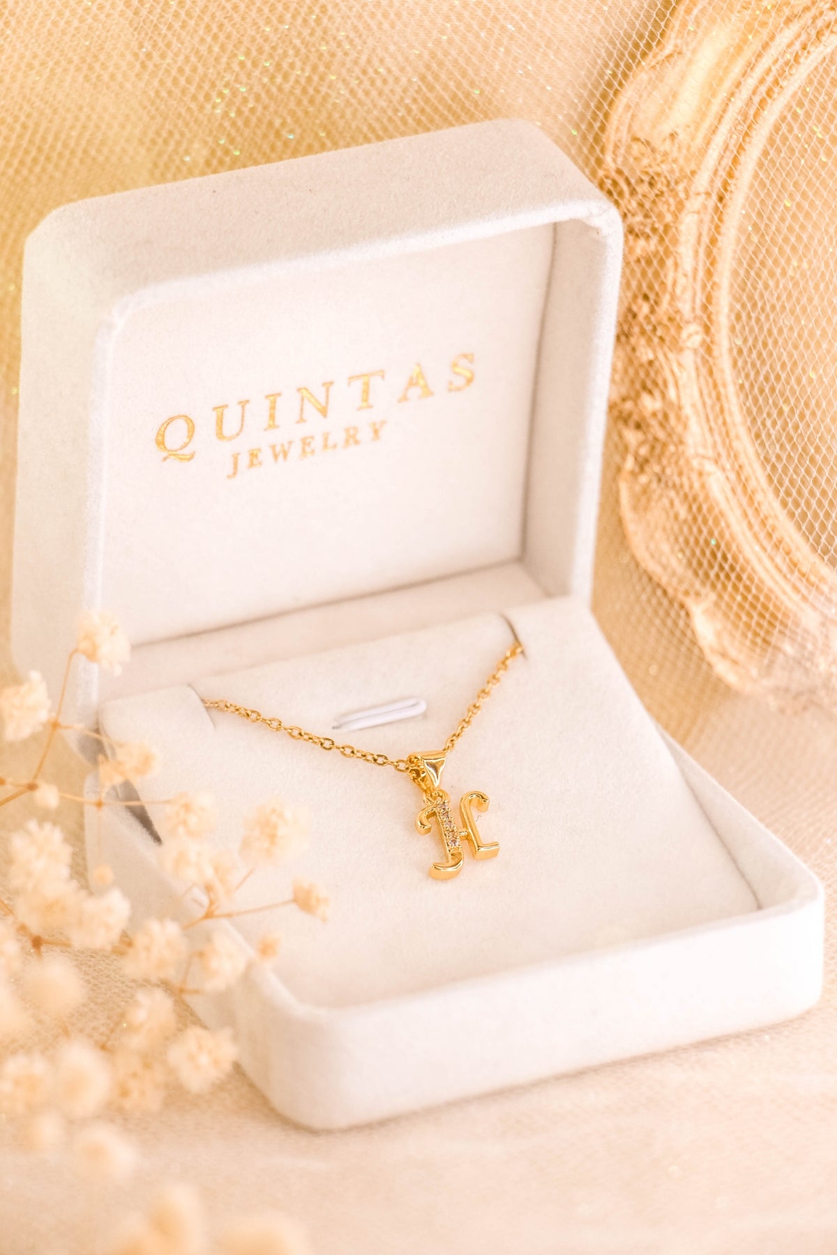 QUINTAS Letter Initial Necklace