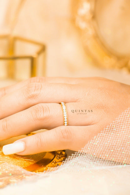 White Diamond Gold Ring